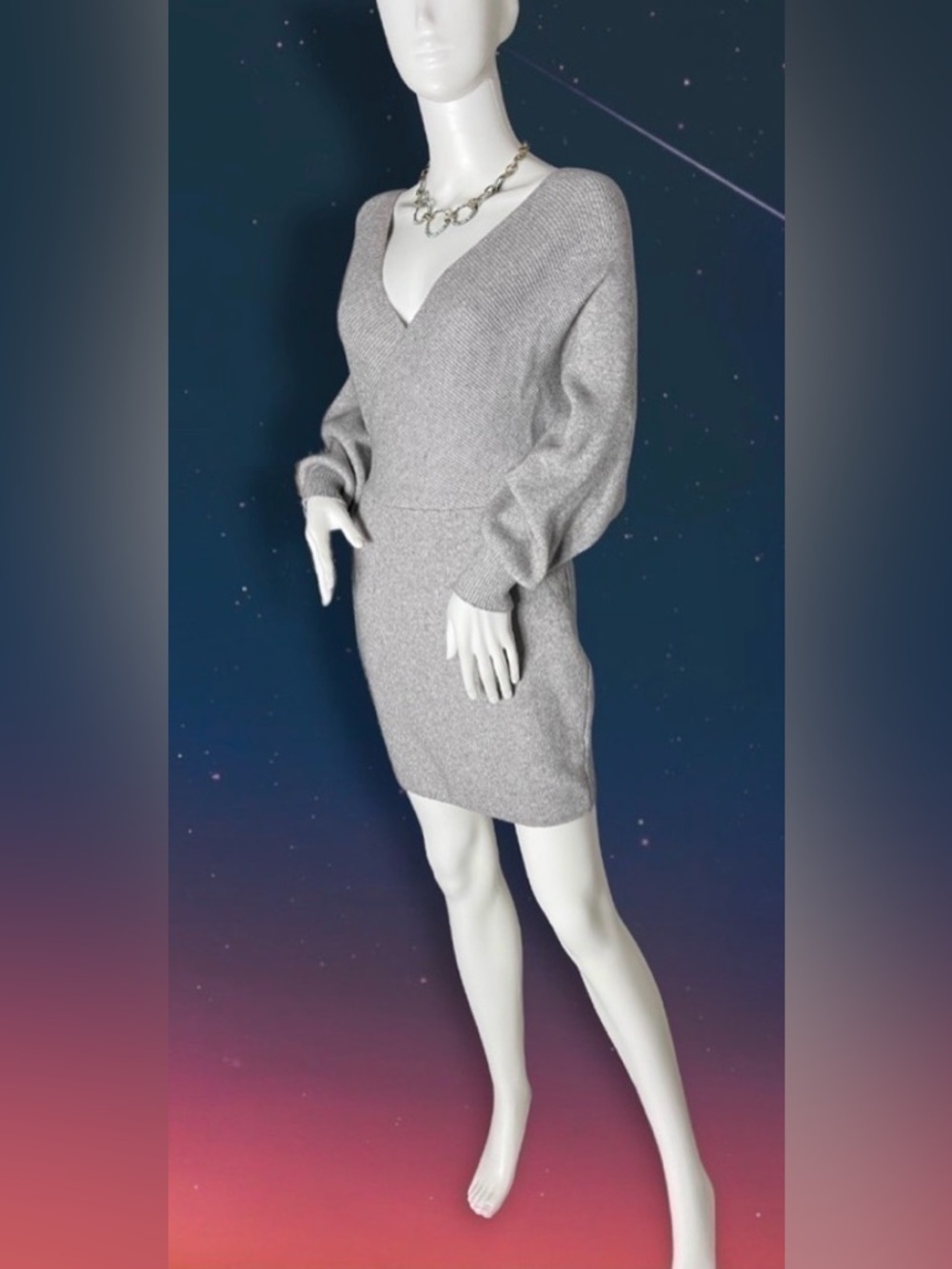 PETAL Roz Silver Gray Vneck Bodycon Sweater Dress Size Large